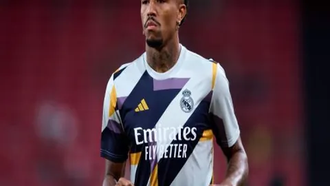 亚泰变革揭幕：神秘高管加盟，革新浪潮悄至！